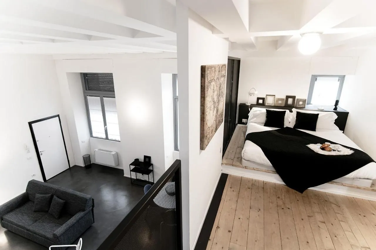 Loft Alle Mura - Bymyhomeincomo Italy