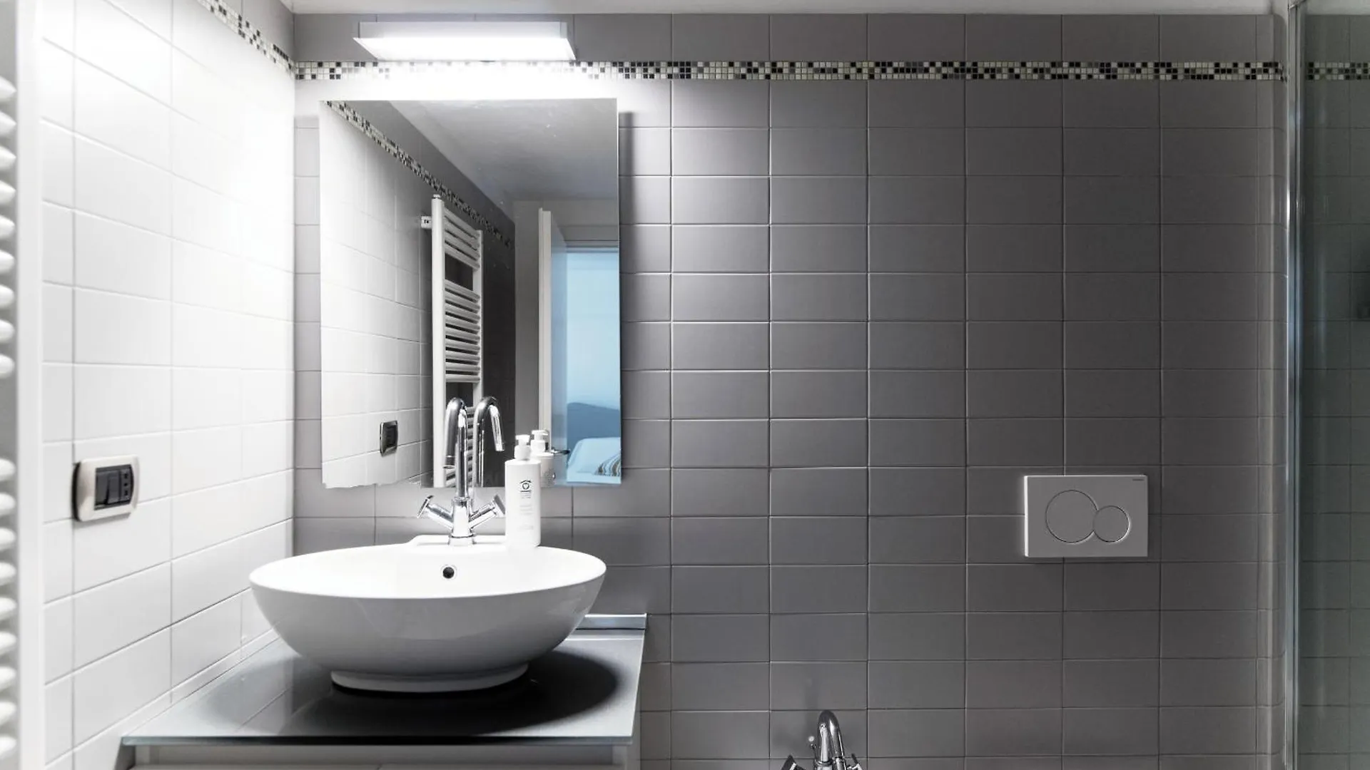 Loft Alle Mura - Bymyhomeincomo Apartment Como